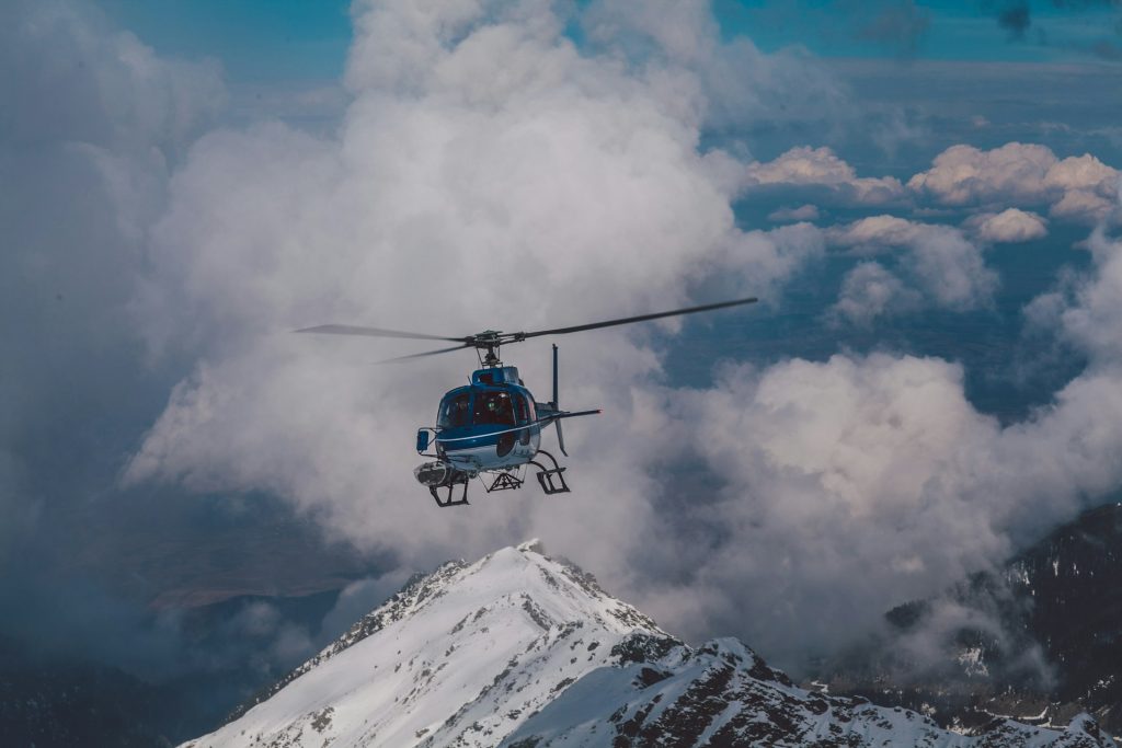 everest helicopter